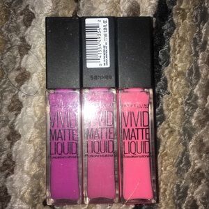 Matte Lipsticks: VIVID MATTE LIPSTICKS MAYBELLINE